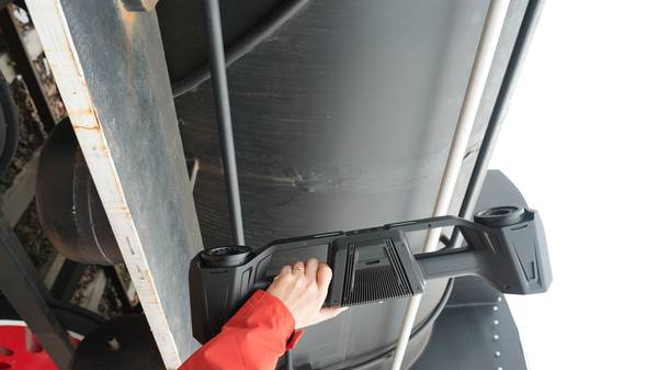 INSVISION V-track Locomotive and Railway Track 3D Scan