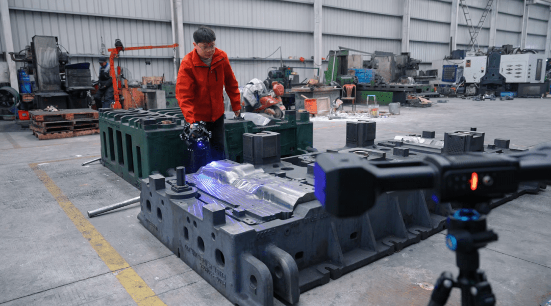 Verfolgendes 3D-Scanning tritt in das duale drahtlose Zeitalter des „sofort einsatzbereiten Scannens“ ein: INSVISION V-Track ermöglicht hochgenaue Vollprüfung von Yago-Flugzeugen
