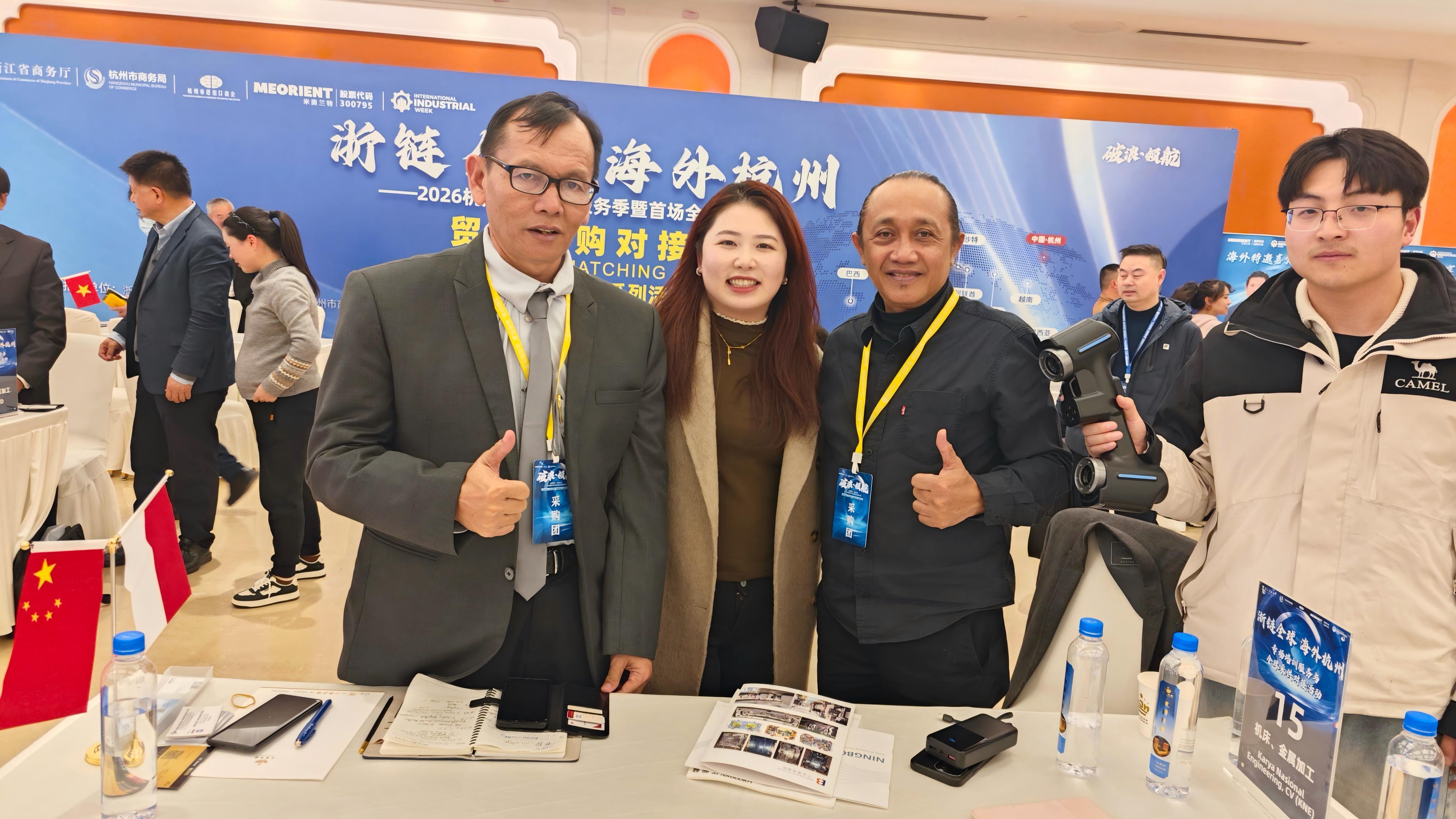 搞钣金件回弹分析的 上3d轮廓扫描仪比传统测量快多少