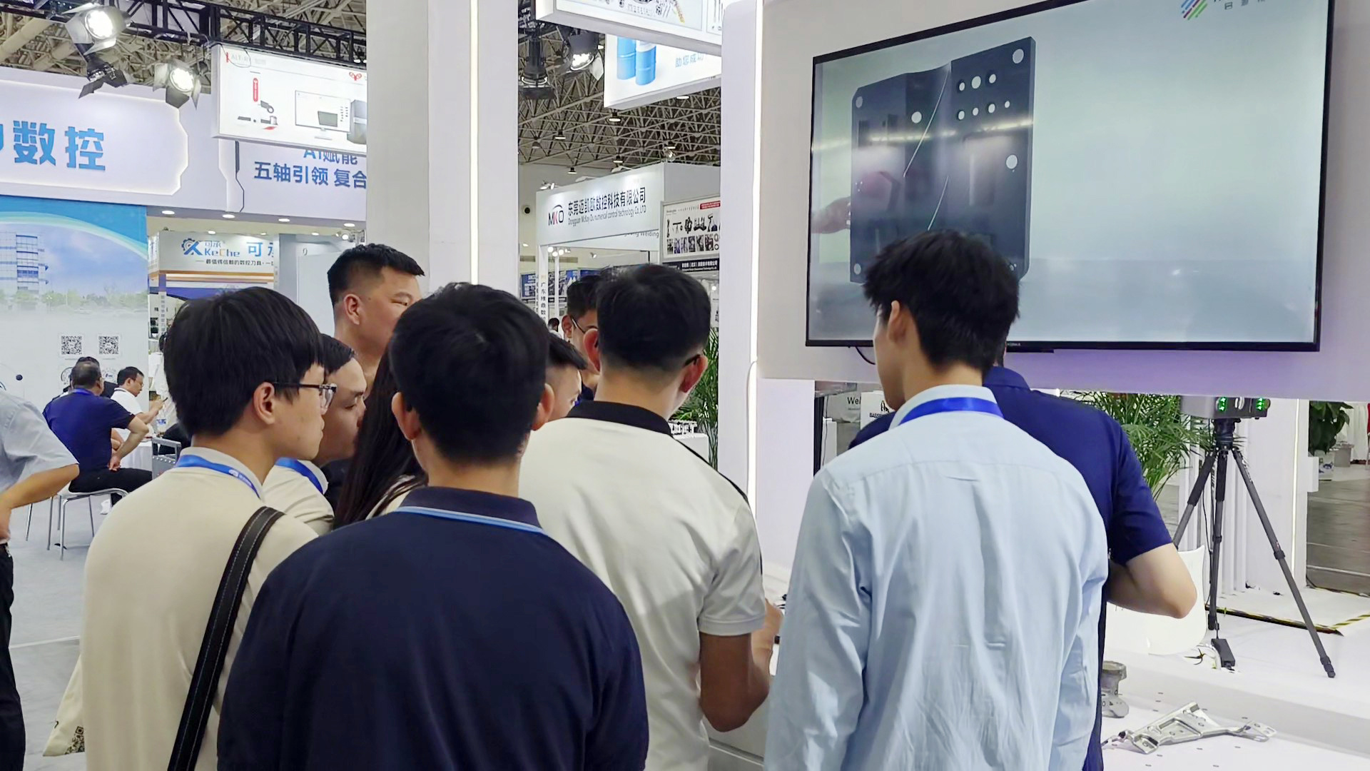 压铸模具修模用三维扫描仪国产品牌精度能达到要求吗